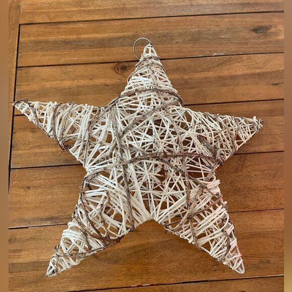 Grapevine White / Brown Hanging Star - Picture 1 of 7